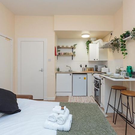 Cozy 1B Groundfloor - 8 Minute From City Centre Единбург Екстер'єр фото