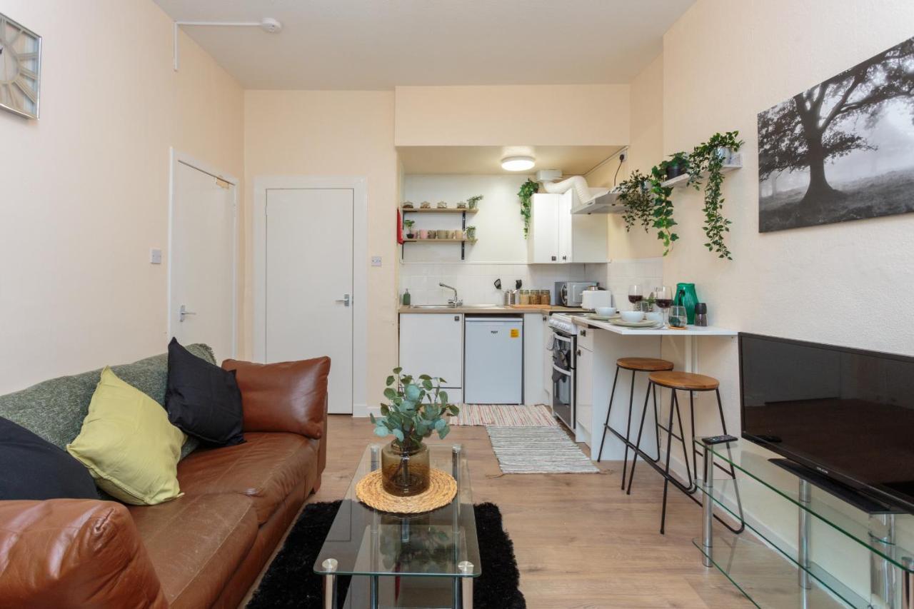 Cozy 1B Groundfloor - 8 Minute From City Centre Единбург Екстер'єр фото