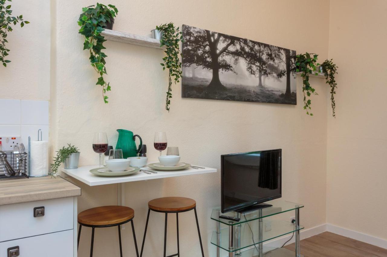 Cozy 1B Groundfloor - 8 Minute From City Centre Единбург Екстер'єр фото